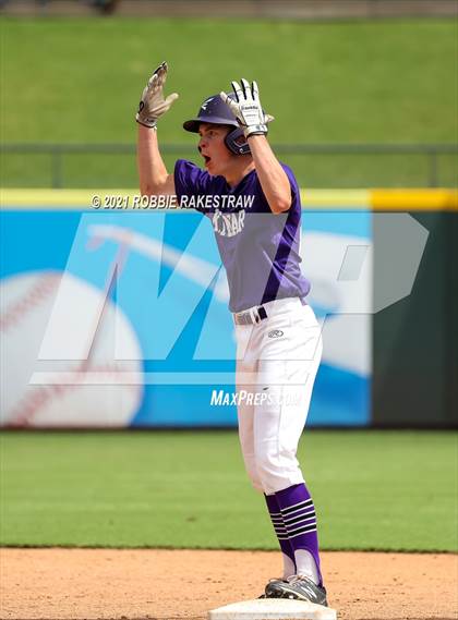 Thumbnail 2 in Kennard vs. Fayetteville (UIL 1A Final) photogallery.