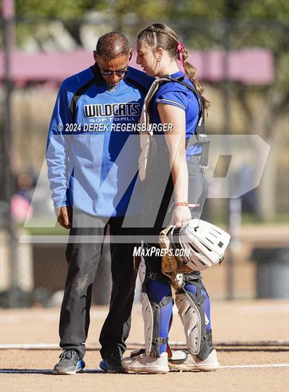 Thumbnail 2 in Fruita Monument vs Cherokee Trail (CHSAA 5A Quarterfinal) photogallery.