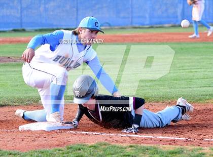 Thumbnail 3 in Centennial vs Faith Lutheran photogallery.