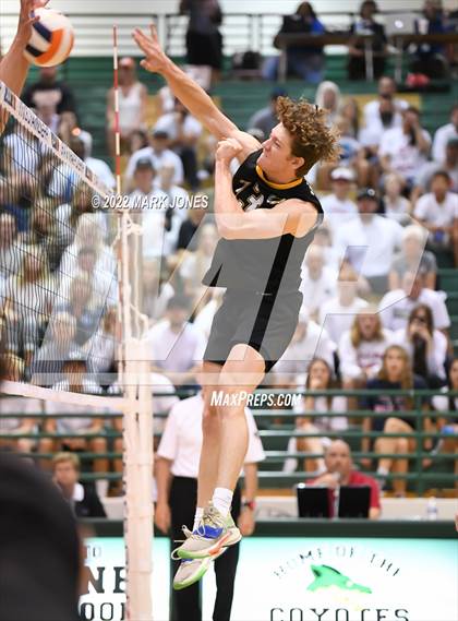 Thumbnail 1 in Cienega vs. Gilbert (AIA 5A Final) photogallery.