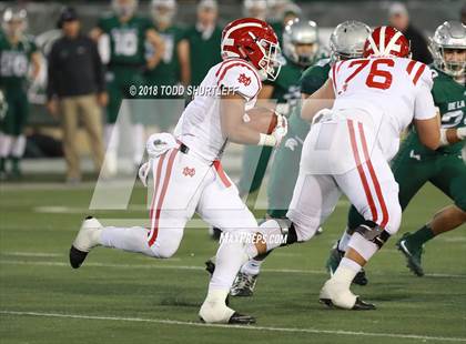 Thumbnail 2 in Mater Dei vs. De La Salle (CIF State Open Division Final) photogallery.