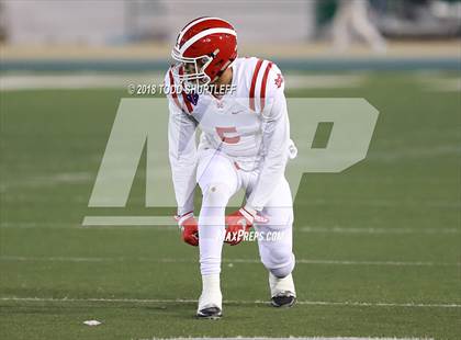 Thumbnail 2 in Mater Dei vs. De La Salle (CIF State Open Division Final) photogallery.