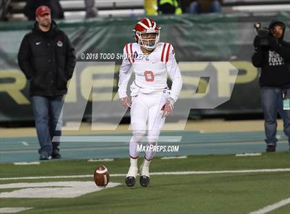 Thumbnail 2 in Mater Dei vs. De La Salle (CIF State Open Division Final) photogallery.