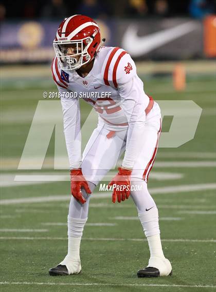 Thumbnail 2 in Mater Dei vs. De La Salle (CIF State Open Division Final) photogallery.