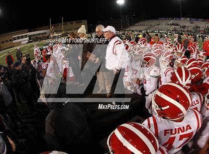 Thumbnail 2 in Mater Dei vs. De La Salle (CIF State Open Division Final) photogallery.