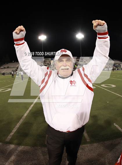 Thumbnail 2 in Mater Dei vs. De La Salle (CIF State Open Division Final) photogallery.