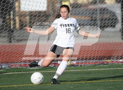 Thumbnail 1 in La Canada @ South Pasadena photogallery.