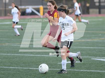 Thumbnail 1 in La Canada @ South Pasadena photogallery.