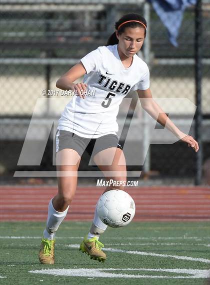 Thumbnail 1 in La Canada @ South Pasadena photogallery.