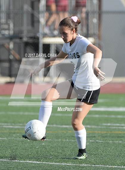 Thumbnail 2 in La Canada @ South Pasadena photogallery.