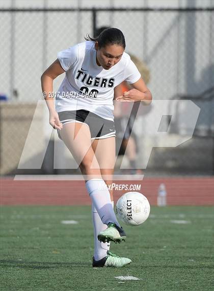 Thumbnail 1 in La Canada @ South Pasadena photogallery.