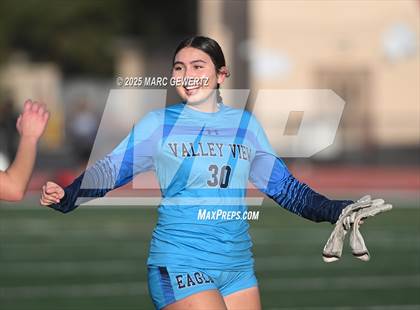 Thumbnail 3 in Woodbridge vs. Valley View (CIF-SS Division 3 RD 2) photogallery.