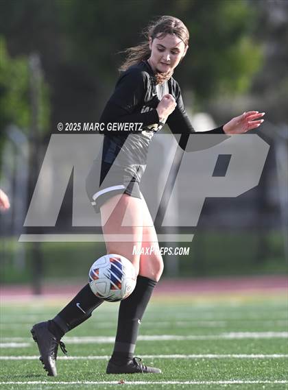 Thumbnail 3 in Woodbridge vs. Valley View (CIF-SS Division 3 RD 2) photogallery.