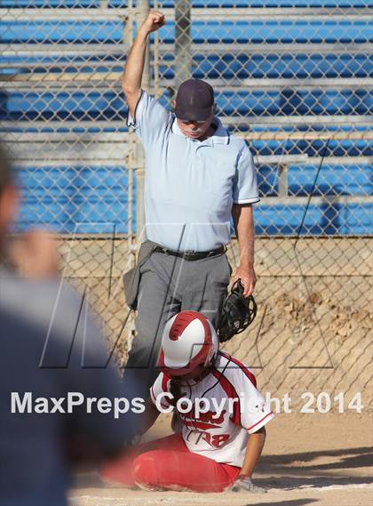 Thumbnail 3 in Canyon Springs @ Burroughs photogallery.