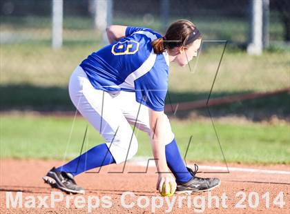 Thumbnail 2 in Sunnyvale @ Farmersville photogallery.