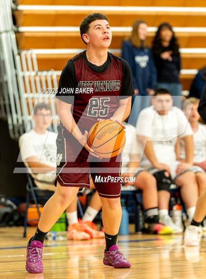 Thumbnail 3 in JV: West Wendover @ Oasis Academy photogallery.