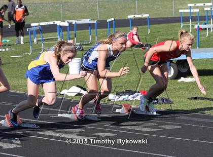 Thumbnail 3 in Ed Bourelle Invitational Track Meet photogallery.