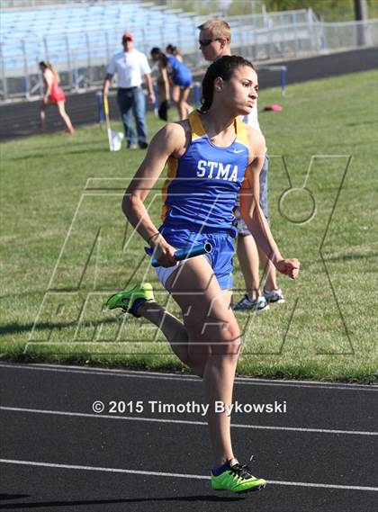 Thumbnail 3 in Ed Bourelle Invitational Track Meet photogallery.