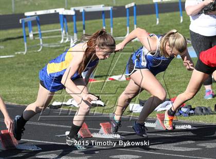 Thumbnail 2 in Ed Bourelle Invitational Track Meet photogallery.
