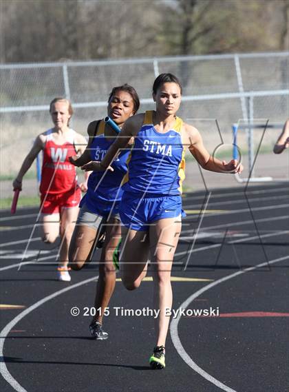 Thumbnail 2 in Ed Bourelle Invitational Track Meet photogallery.