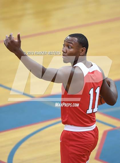 Thumbnail 3 in KIPP Booker T. Washington @ Metairie Park Country Day (Country Day Basketball Classic) photogallery.