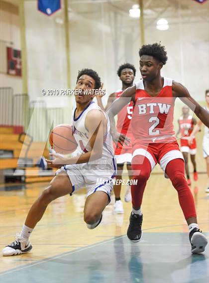 Thumbnail 2 in KIPP Booker T. Washington @ Metairie Park Country Day (Country Day Basketball Classic) photogallery.