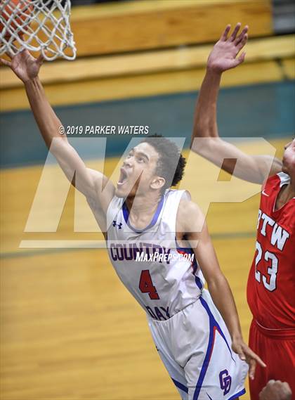 Thumbnail 1 in KIPP Booker T. Washington @ Metairie Park Country Day (Country Day Basketball Classic) photogallery.