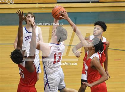 Thumbnail 2 in KIPP Booker T. Washington @ Metairie Park Country Day (Country Day Basketball Classic) photogallery.
