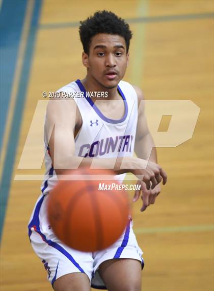 Thumbnail 2 in KIPP Booker T. Washington @ Metairie Park Country Day (Country Day Basketball Classic) photogallery.