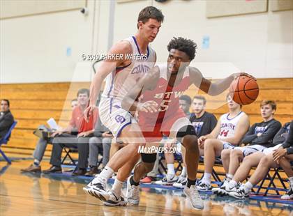 Thumbnail 2 in KIPP Booker T. Washington @ Metairie Park Country Day (Country Day Basketball Classic) photogallery.
