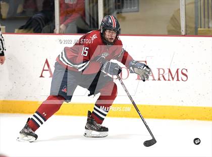 Thumbnail 1 in Loomis vs. Avon Old Farms (Avon Christmas Classic Final) photogallery.