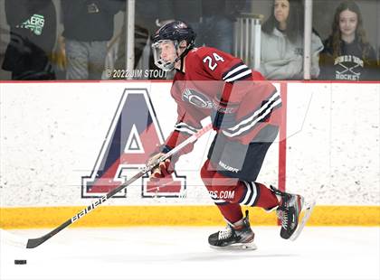 Thumbnail 1 in Loomis vs. Avon Old Farms (Avon Christmas Classic Final) photogallery.