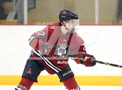 Thumbnail 3 in Loomis vs. Avon Old Farms (Avon Christmas Classic Final) photogallery.