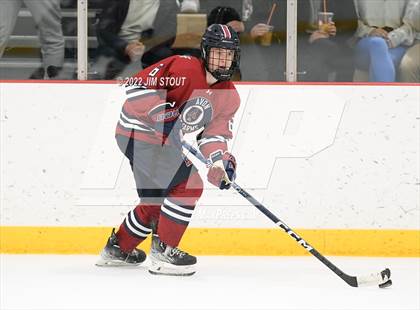 Thumbnail 1 in Loomis vs. Avon Old Farms (Avon Christmas Classic Final) photogallery.