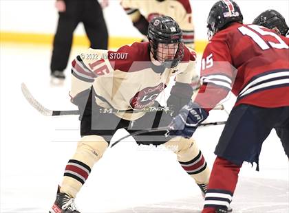 Thumbnail 2 in Loomis vs. Avon Old Farms (Avon Christmas Classic Final) photogallery.