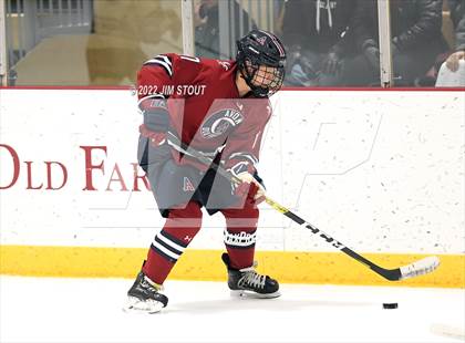Thumbnail 1 in Loomis vs. Avon Old Farms (Avon Christmas Classic Final) photogallery.