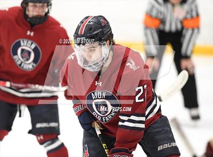 Thumbnail 1 in Loomis vs. Avon Old Farms (Avon Christmas Classic Final) photogallery.