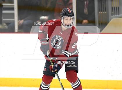 Thumbnail 1 in Loomis vs. Avon Old Farms (Avon Christmas Classic Final) photogallery.