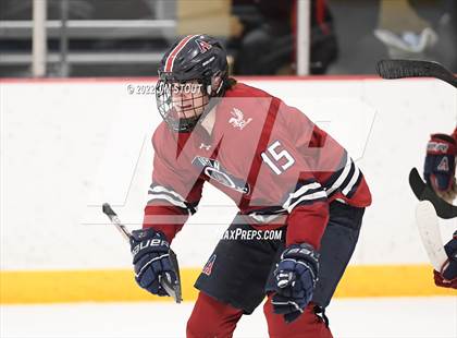 Thumbnail 3 in Loomis vs. Avon Old Farms (Avon Christmas Classic Final) photogallery.