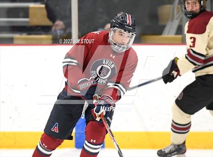 Thumbnail 1 in Loomis vs. Avon Old Farms (Avon Christmas Classic Final) photogallery.