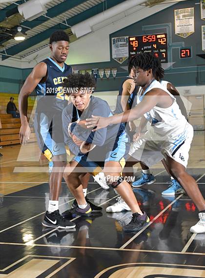 Thumbnail 2 in Center vs. Burbank (Adidas Challenge) photogallery.