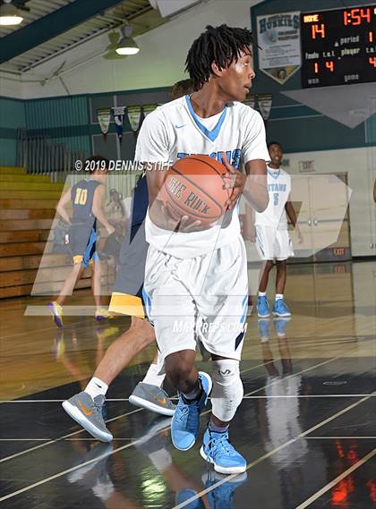 Thumbnail 2 in Center vs. Burbank (Adidas Challenge) photogallery.