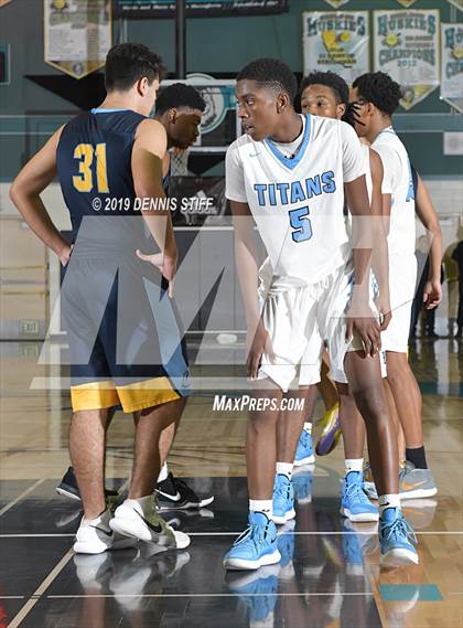 Thumbnail 2 in Center vs. Burbank (Adidas Challenge) photogallery.