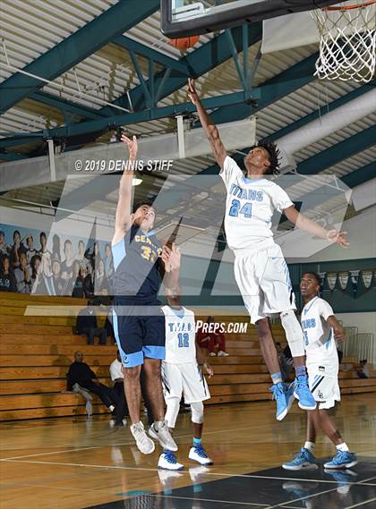 Thumbnail 1 in Center vs. Burbank (Adidas Challenge) photogallery.