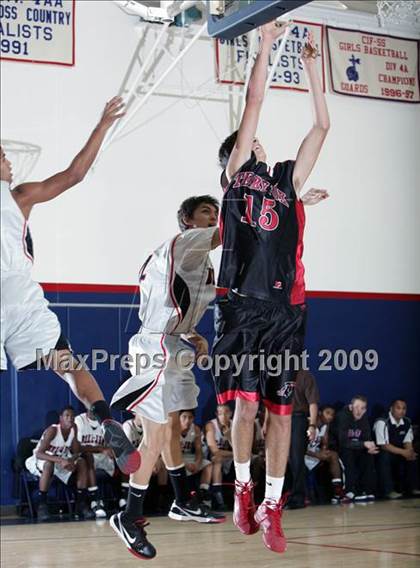 Thumbnail 2 in Fox-Canada vs. Bellarmine-Jefferson (Bell-Jeff Tournament) photogallery.