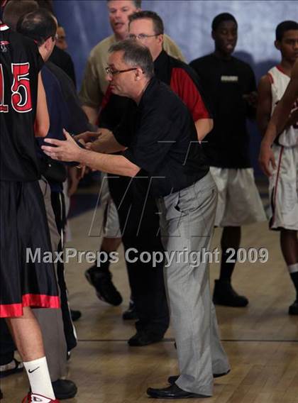 Thumbnail 2 in Fox-Canada vs. Bellarmine-Jefferson (Bell-Jeff Tournament) photogallery.