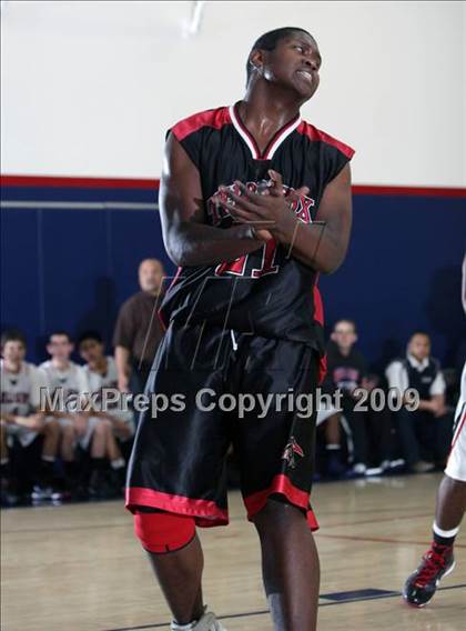 Thumbnail 3 in Fox-Canada vs. Bellarmine-Jefferson (Bell-Jeff Tournament) photogallery.