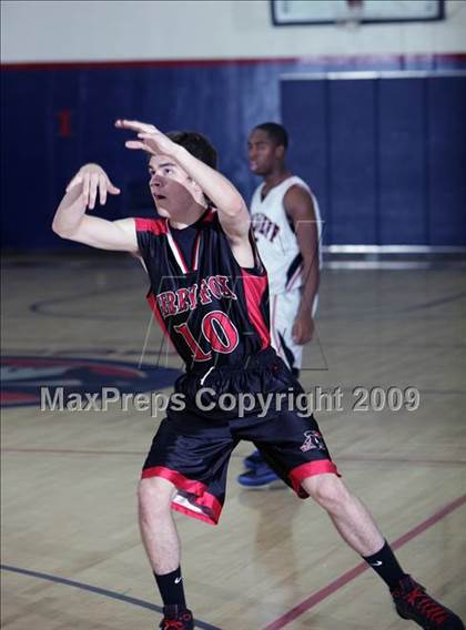 Thumbnail 1 in Fox-Canada vs. Bellarmine-Jefferson (Bell-Jeff Tournament) photogallery.