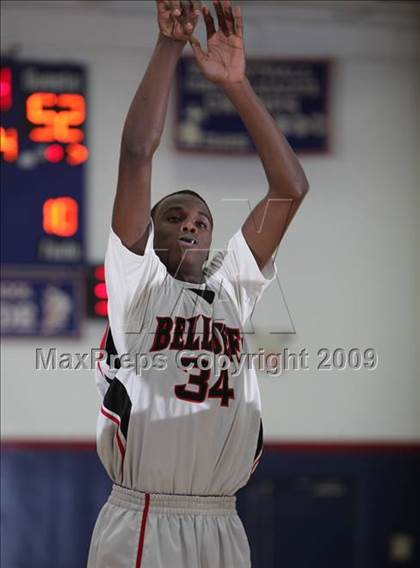 Thumbnail 3 in Fox-Canada vs. Bellarmine-Jefferson (Bell-Jeff Tournament) photogallery.