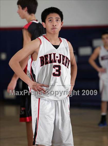 Thumbnail 2 in Fox-Canada vs. Bellarmine-Jefferson (Bell-Jeff Tournament) photogallery.